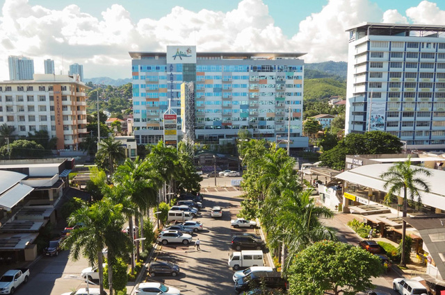 学校直結の滞在先